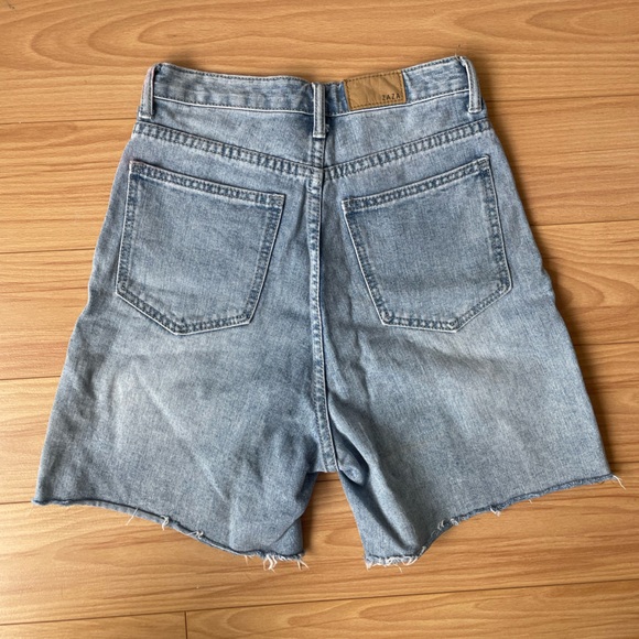 High Waisted Jean Shorts Size S - Picture 4 of 6
